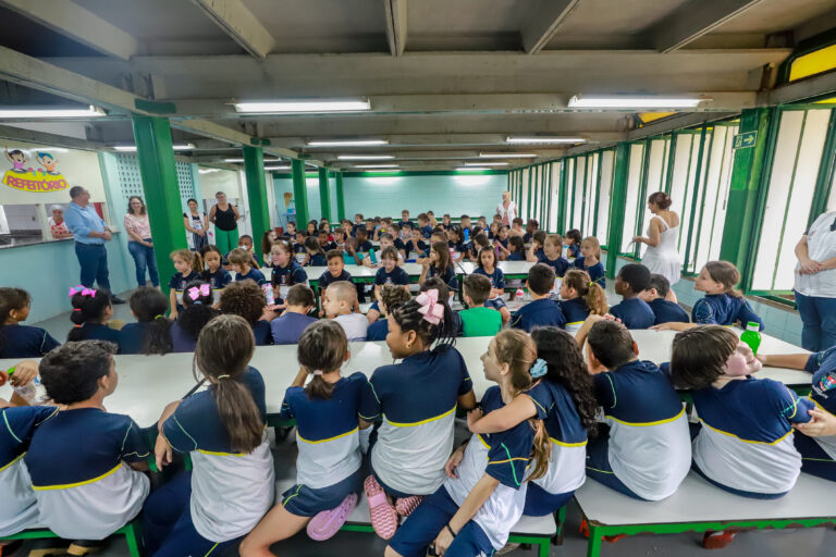 Prefeito Géri Dutra propõe e Câmara aprova reajuste salarial para professores de Pato Branco