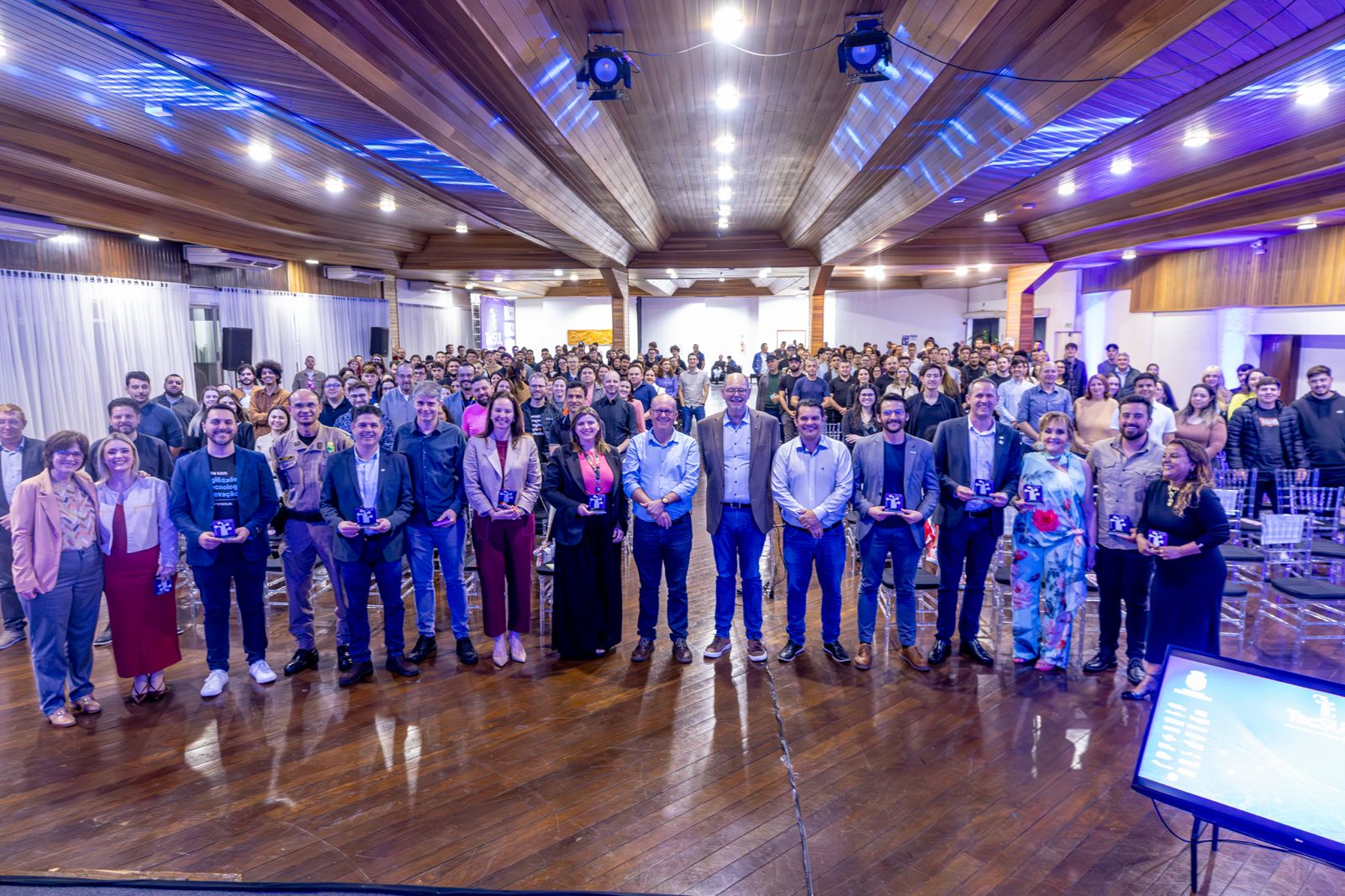 Pato Branco deu início à 16ª edição do TecSUL nesta segunda-feira (6)