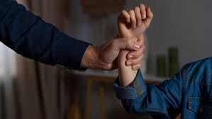 Homem é preso por lesão corporal em caso de violência doméstica no Centro de Pato Branco