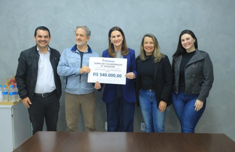 Prefeitura de Pato Branco formaliza repasse de recurso ao Lar dos Idosos São Francisco de Assis