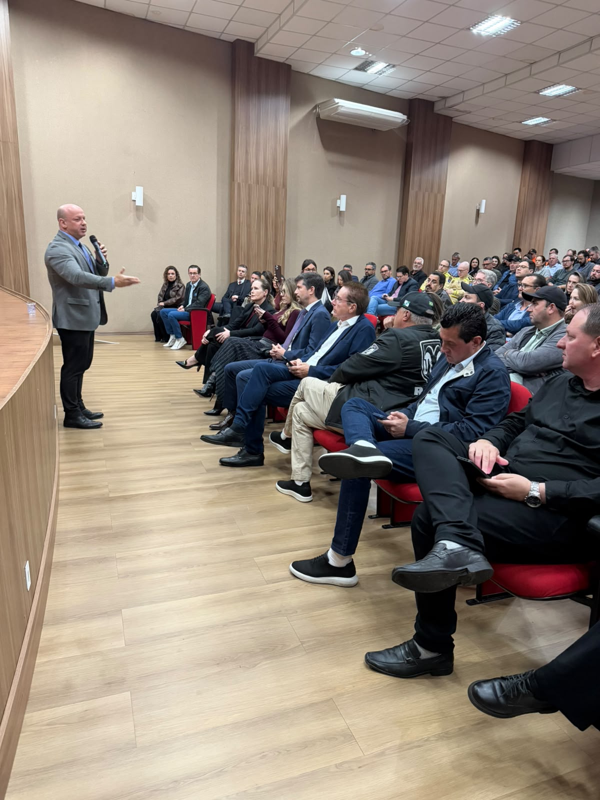 Francisco Beltrão participa de encontro da Amsop com MPPR e Defesa Civil