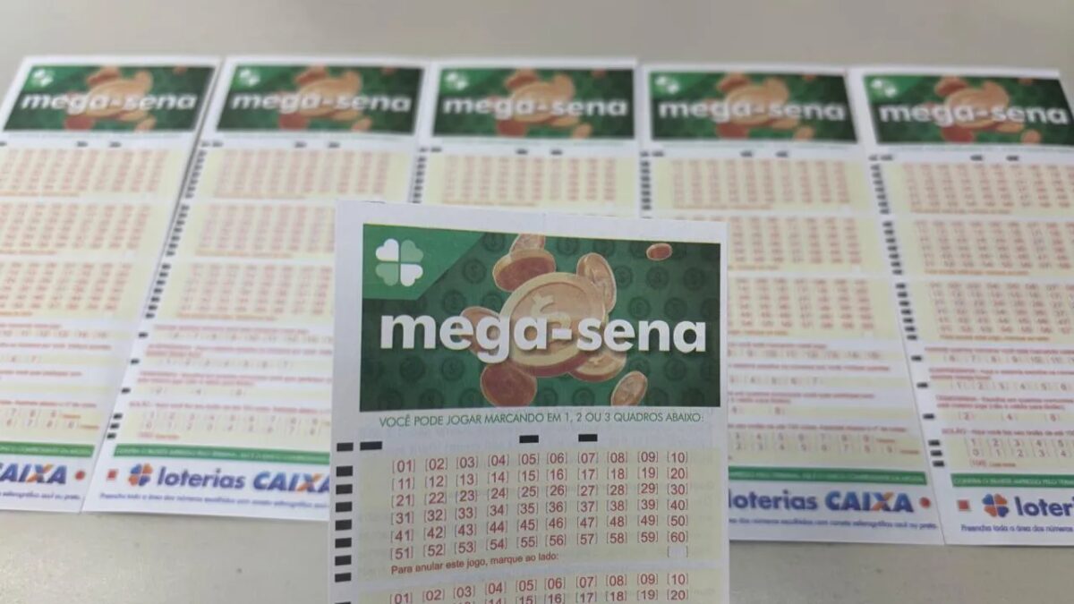 Mega-Sena: Três apostas do PR faturam quina