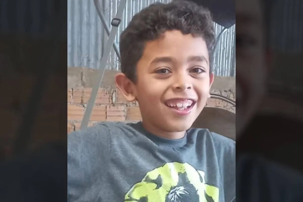 Tio de menino morto com tiro, enquanto jogava videogame, é solto