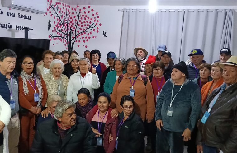 Idosos de Pato Branco participam do Programa Viaja Mais 60