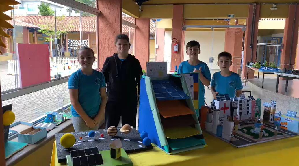 Leitura, ciência e inovação movimentam escolas e CMEIs de Francisco Beltrão